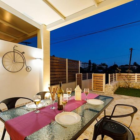 Senses Suites Дассия Экстерьер фото
