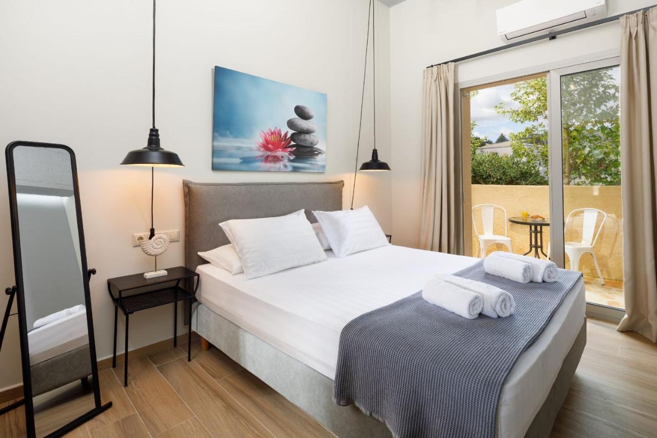 Senses Suites Дассия Экстерьер фото