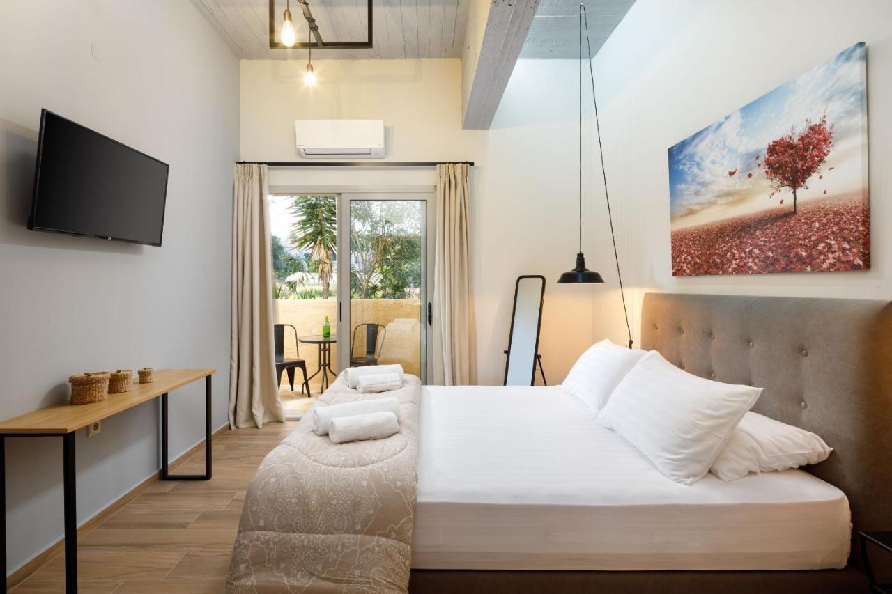 Senses Suites Дассия Экстерьер фото
